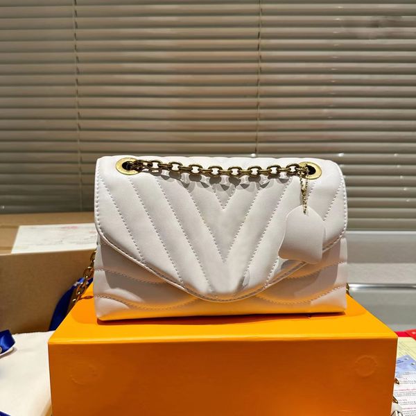 luxury fashion designer bag textured chain bag classic daily commute cover bag crossbody bag
luxury fashion designer bag textured chain bag classic daily commute cover bag crossbody bag