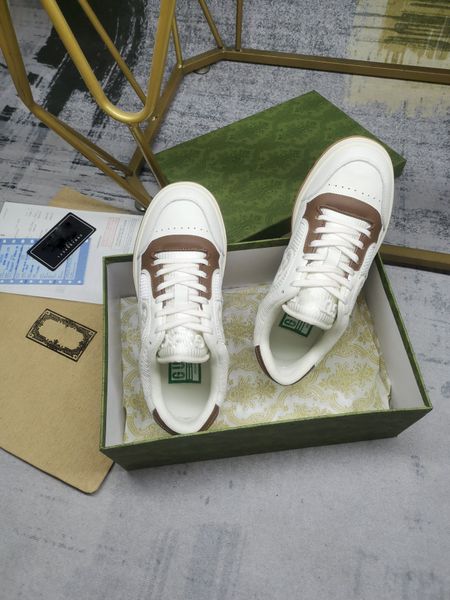 2023 designer board shoes women's new small dirty shoes leather to make old male and female couples leisure sports shoes 
2023 designer board shoes women's new small dirty shoes leather to make old male and female couples leisure sports shoes