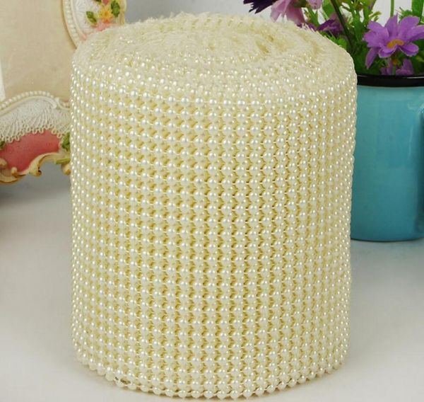10yard 24row half round pearl beads bendable mesh wrap roll chain trim for sewing apperal bag shoes cap decoration3427801
10yard 24row half round pearl beads bendable mesh wrap roll chain trim for sewing apperal bag shoes cap decoration3427801