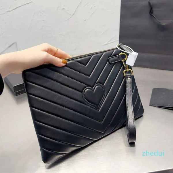 2023 new fashion clutch designer bag heart designers purse wallet women black shoulder design handbags messenger bags leather stripes crossb
2023 new fashion clutch designer bag heart designers purse wallet women black shoulder design handbags messenger bags leather stripes crossb