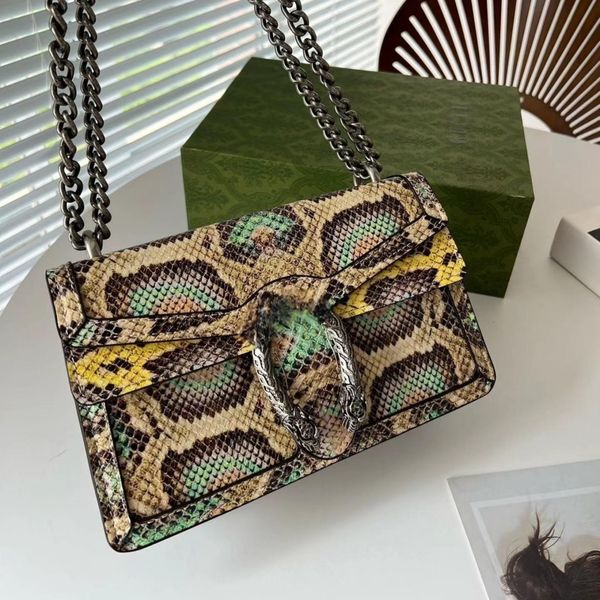 2023 new luxury handbags ladies messenger bag brand shoulder bag designer shoulder chain fashion classic retro dinner python skin 25cm
2023 new luxury handbags ladies messenger bag brand shoulder bag designer shoulder chain fashion classic retro dinner python skin 25cm