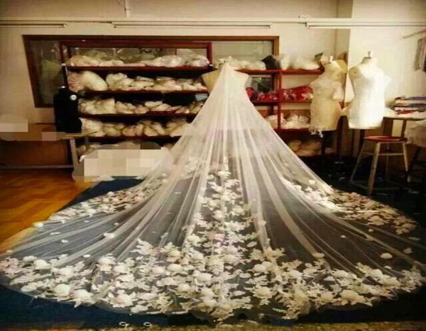 luxury flowers bridal veils cathedral length for wedding real image wedding veils three meters long veils lace applique bride veil8947722, Black
luxury flowers bridal veils cathedral length for wedding real image wedding veils three meters long veils lace applique bride veil8947722, Black