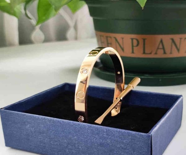 classic kajia bracelet buckle slotted screwdriver stainless steel bracelet non fading electroplating 18k5124891, Black
classic kajia bracelet buckle slotted screwdriver stainless steel bracelet non fading electroplating 18k5124891, Black
