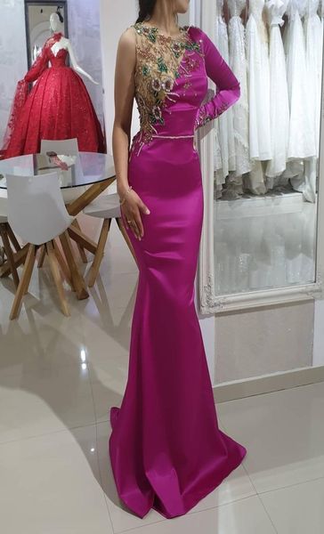 2021 arabic aso ebi luxurious beaded crystals prom dresses sheer neck mermaid evening formal party second reception gowns dress zj4070839, Black
2021 arabic aso ebi luxurious beaded crystals prom dresses sheer neck mermaid evening formal party second reception gowns dress zj4070839, Black