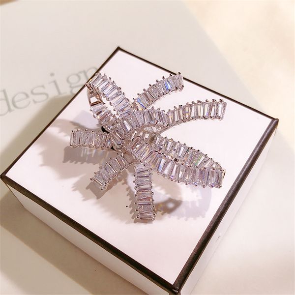 pins brooches luxury white irregular brooches for women crystal wedding bridal bouquet flower brooch pin engagement jewelry 230630, Gray
pins brooches luxury white irregular brooches for women crystal wedding bridal bouquet flower brooch pin engagement jewelry 230630, Gray