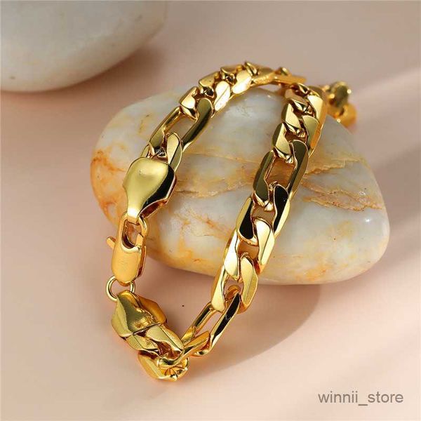 charm bracelets simple male female chain bracelet trendy gold color open bracelets for women men charm metal party bracelet r230701, Golden;silver
charm bracelets simple male female chain bracelet trendy gold color open bracelets for women men charm metal party bracelet r230701, Golden;silver