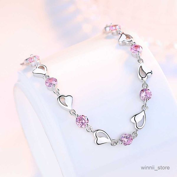 charm bracelets fanqieliu s925 stamp silver color princess heart link bracelet for women trendy jewelry girl gift new r230701, Golden;silver
charm bracelets fanqieliu s925 stamp silver color princess heart link bracelet for women trendy jewelry girl gift new r230701, Golden;silver