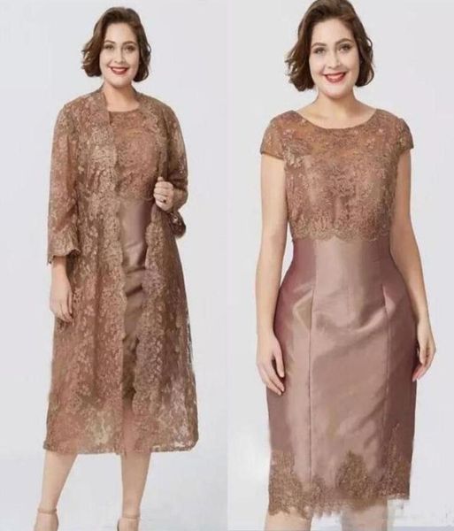 2020 two pieces formal party wear short mothers dress suits plus size women evening dress knee length with lace jacket4344067, Black;red
2020 two pieces formal party wear short mothers dress suits plus size women evening dress knee length with lace jacket4344067, Black;red