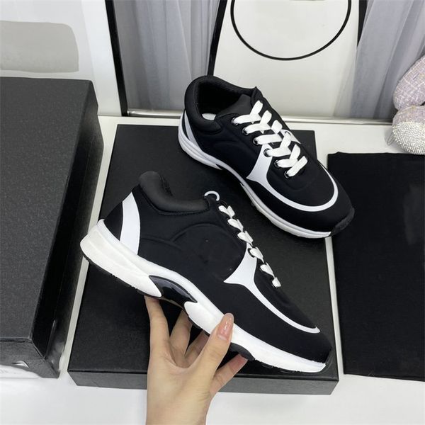designer athletic running shoes ccity trainer men and women outdoors sports shoes channel zapatos casual retro sneakers m011
designer athletic running shoes ccity trainer men and women outdoors sports shoes channel zapatos casual retro sneakers m011
