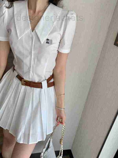 basic & casual dresses designer 23 summer small v lapel embroidered letter women's white dress 100 ruffle short skirt with metal buckle, Black;gray
basic & casual dresses designer 23 summer small v lapel embroidered letter women's white dress 100 ruffle short skirt with metal buckle, Black;gray