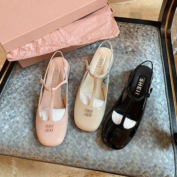 2023 summer new sweetheart~amiu baofang tou thick heel baotou back empty mary jane sandals girl, Black
2023 summer new sweetheart~amiu baofang tou thick heel baotou back empty mary jane sandals girl, Black