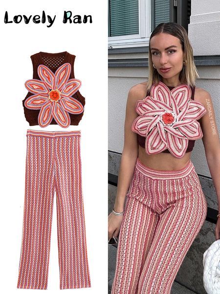 women's tracksuits fashion hook flower hollow knitted long pant set retro cropped tank vest pants two pieces female high street outifit, Gray
women's tracksuits fashion hook flower hollow knitted long pant set retro cropped tank vest pants two pieces female high street outifit, Gray