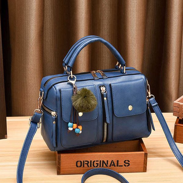 women's bag new single shoulder crossbody handheld bag trend multi pocket pillow bag
women's bag new single shoulder crossbody handheld bag trend multi pocket pillow bag