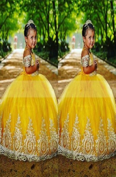 2022 yellow ball gown mini quinceanera dresses little toddlers embroidered off shoulder sleeves girls pageant graduation dress tee3076654, White;red
2022 yellow ball gown mini quinceanera dresses little toddlers embroidered off shoulder sleeves girls pageant graduation dress tee3076654, White;red