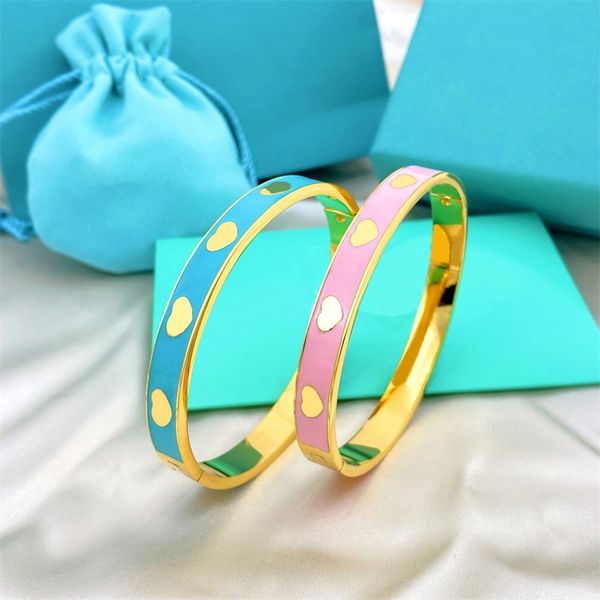 classic fashion bracelets peach heart drip oil bangle letter t titanium steel designer women men luxury jewlery gifts woman girl gold silver, Black
classic fashion bracelets peach heart drip oil bangle letter t titanium steel designer women men luxury jewlery gifts woman girl gold silver, Black