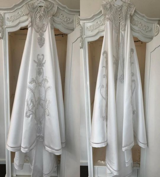 real image 2020 christening baptism gowns for baby girls floral appliqued a line christening gown short sleeve first communication2239582, White
real image 2020 christening baptism gowns for baby girls floral appliqued a line christening gown short sleeve first communication2239582, White