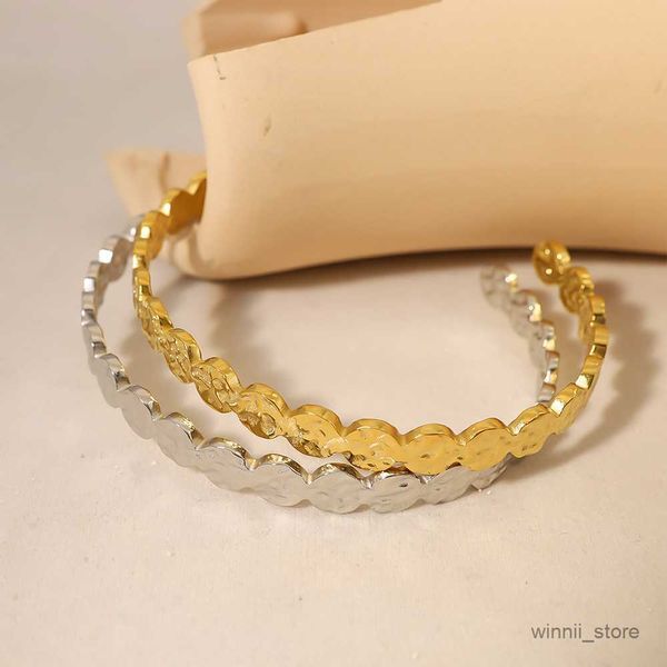 charm bracelets wild gold metal corroded texture stainless steel cuff bracelets for women trendy bangle waterproof jewelry r230701, Golden;silver
charm bracelets wild gold metal corroded texture stainless steel cuff bracelets for women trendy bangle waterproof jewelry r230701, Golden;silver