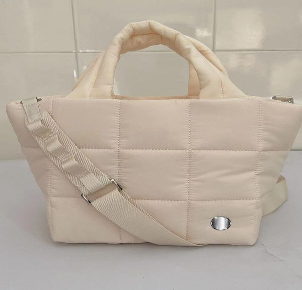 ll quilted puff sport tote bag women space down feather padded space cotton winter warm bucket crossbody shoulder bags2200440
ll quilted puff sport tote bag women space down feather padded space cotton winter warm bucket crossbody shoulder bags2200440