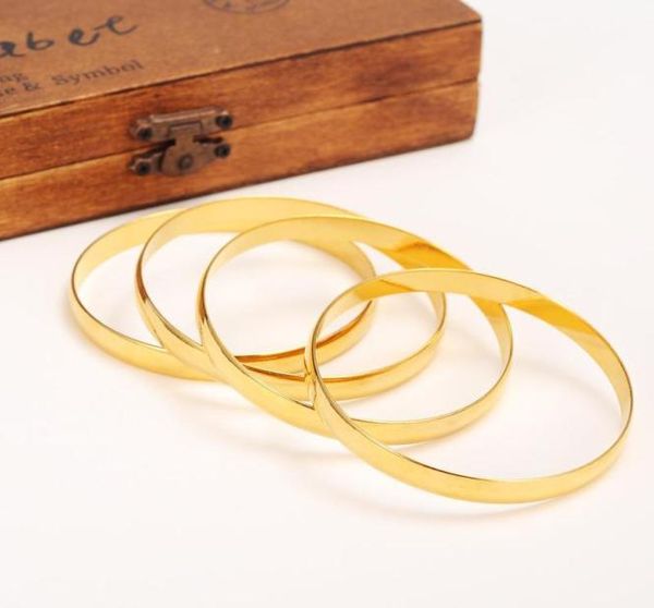 bangrui fashion dubai gold jewelry color bangles for ethiopian bracelets gift bangle3231233, Black
bangrui fashion dubai gold jewelry color bangles for ethiopian bracelets gift bangle3231233, Black
