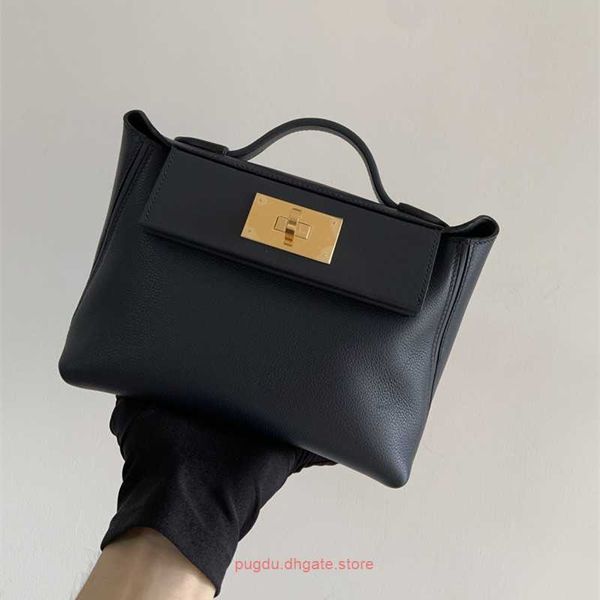 designer h home 2424 tote bags family 2424mini carrie bag handmade wax thread handbag single shoulder messenger leather mini dumpling with r
designer h home 2424 tote bags family 2424mini carrie bag handmade wax thread handbag single shoulder messenger leather mini dumpling with r