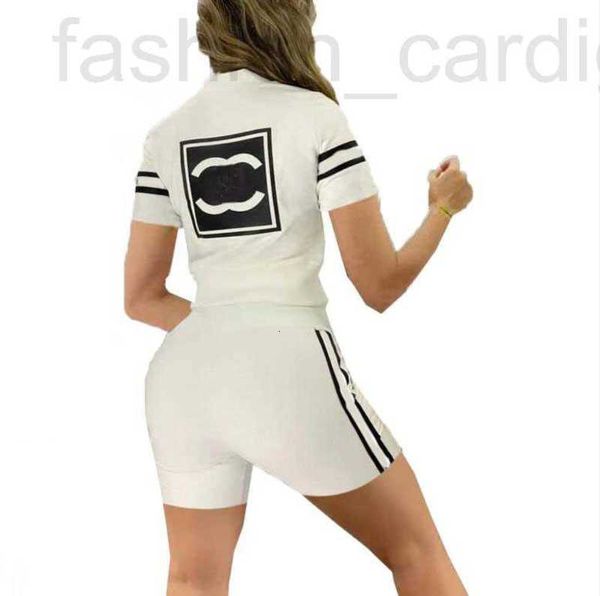women's tracksuits designer new fashion sports zipper standing neck short sleeve coat t-shirt and side panelled jogger shorts set lady, Gray
women's tracksuits designer new fashion sports zipper standing neck short sleeve coat t-shirt and side panelled jogger shorts set lady, Gray