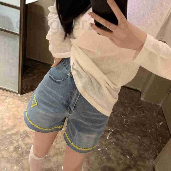 women's jeans designer wave pattern triangular label women denim shorts 23 summer versatile casual spicy pants fashionable design sense, Blue
women's jeans designer wave pattern triangular label women denim shorts 23 summer versatile casual spicy pants fashionable design sense, Blue