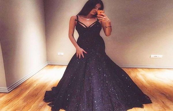 sequined evening dresses 2019 a line spaghetti straps celebrity holiday women wear formal party prom gowns custom made 3537898, Black;red
sequined evening dresses 2019 a line spaghetti straps celebrity holiday women wear formal party prom gowns custom made 3537898, Black;red