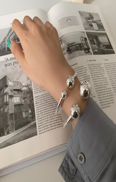 simple big small solid ball metai bangles street style open for women ladies anniversary gift jewellery bangle5228961, Black
simple big small solid ball metai bangles street style open for women ladies anniversary gift jewellery bangle5228961, Black