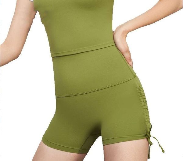 lulu designer high-rise 4" shorts summer women tight three-quarter pants side drawstring design sportwear gym high waist low intensity
lulu designer high-rise 4" shorts summer women tight three-quarter pants side drawstring design sportwear gym high waist low intensity