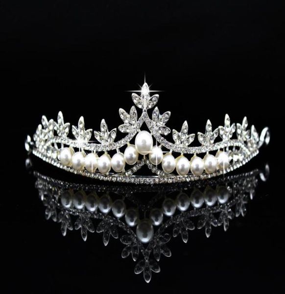 luxury pearl hairbands for bride wedding party crystal crowns and tiaras bridal headpieces shining rhinestone headbands1121459, Silver
luxury pearl hairbands for bride wedding party crystal crowns and tiaras bridal headpieces shining rhinestone headbands1121459, Silver