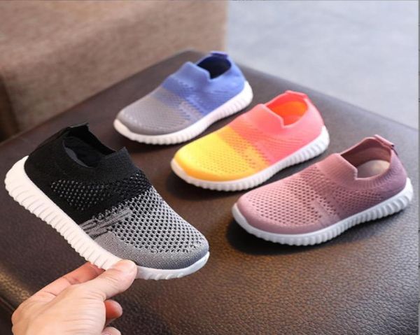 designer girls gradient sneakers 2022 kids fly knit casual shoes children soft nonslip breathable shoe a81636938837, Black;red
designer girls gradient sneakers 2022 kids fly knit casual shoes children soft nonslip breathable shoe a81636938837, Black;red