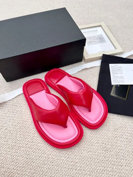 23ss summer smile cloud slippers kawaii rainbow slides the world's first cloud series super comfortable feet and beauty, Black
23ss summer smile cloud slippers kawaii rainbow slides the world's first cloud series super comfortable feet and beauty, Black