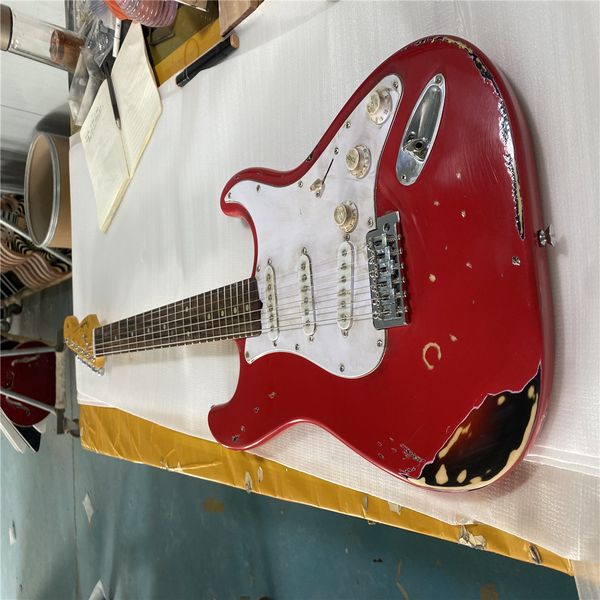 6 string electric guitar retro, sunset color plus red chrome plated hardware, transportation
6 string electric guitar retro, sunset color plus red chrome plated hardware, transportation