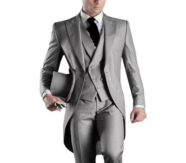 groom tuxedos one button light grey peak lapel groomsmen man suit wedding mens suits jacketpantsvesttie j192386687, Black;gray
groom tuxedos one button light grey peak lapel groomsmen man suit wedding mens suits jacketpantsvesttie j192386687, Black;gray