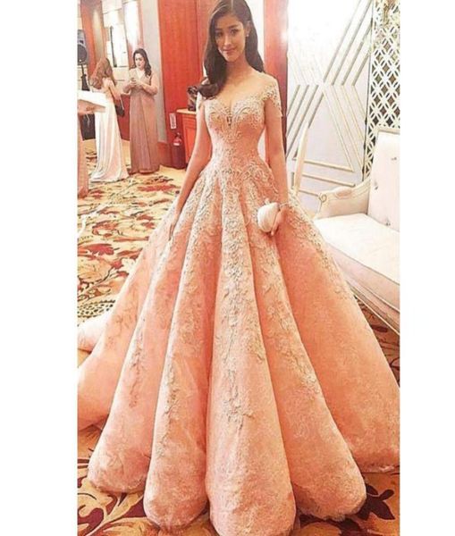 charming lace ball gown evening dresses see through jewel neck short sleeves beads appliques evening gown saudi celebrity red carp6618466, Black;red
charming lace ball gown evening dresses see through jewel neck short sleeves beads appliques evening gown saudi celebrity red carp6618466, Black;red