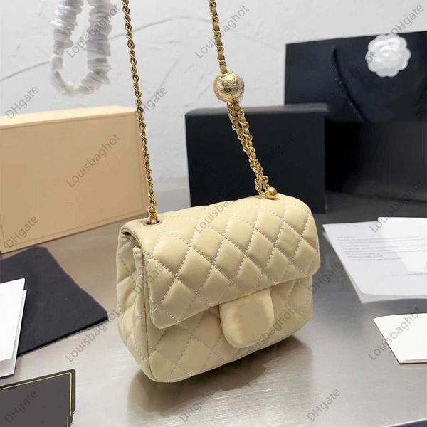 original factory leather xiaoxiangxiang grandma's bag gold ball square fat man flip bag black gold single shoulder bag crossbody handba
original factory leather xiaoxiangxiang grandma's bag gold ball square fat man flip bag black gold single shoulder bag crossbody handba