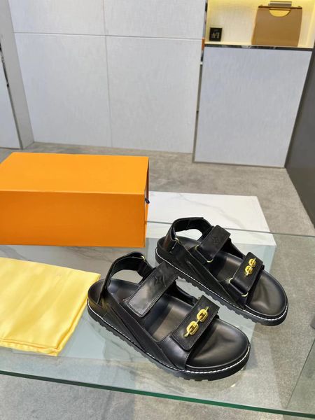 2023 designer sandals popular young casual women's sandals all casual fashion comfortable high-end leather pattern flat women's sh, Black
2023 designer sandals popular young casual women's sandals all casual fashion comfortable high-end leather pattern flat women's sh, Black