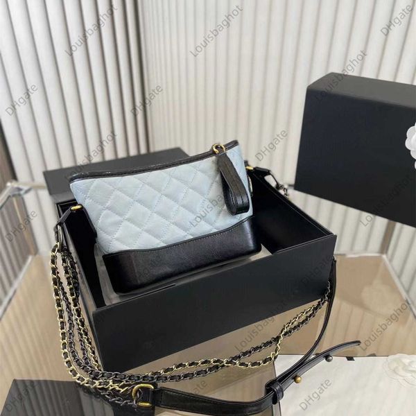 xiaoxiang classic gabrielle wanderer bag small sheepskin rhombic pattern one shoulder crossbody chain bag with folding box
xiaoxiang classic gabrielle wanderer bag small sheepskin rhombic pattern one shoulder crossbody chain bag with folding box