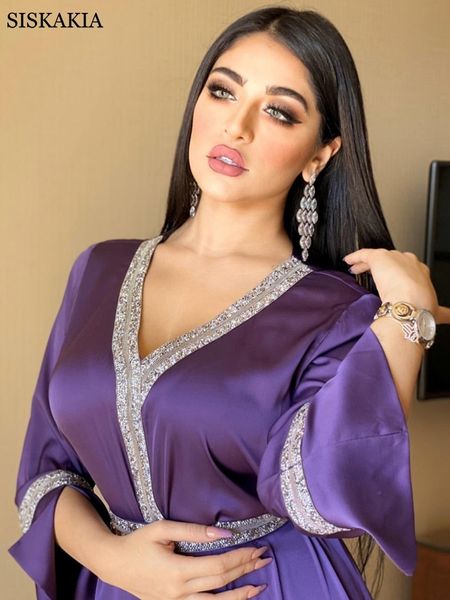 urban dresses siskakia satin maxi dress for women turkey arabic diamond v neck long sleeve jalabiya muslim islamic ethnic abaya party fall 2, White;black
urban dresses siskakia satin maxi dress for women turkey arabic diamond v neck long sleeve jalabiya muslim islamic ethnic abaya party fall 2, White;black