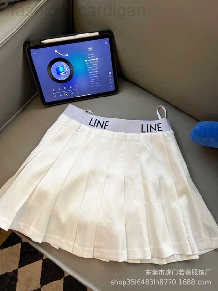 skirts designer ce family's same style women's letter satin pleated skirt new summer 2023 fashion casual sports short w4x4, Black
skirts designer ce family's same style women's letter satin pleated skirt new summer 2023 fashion casual sports short w4x4, Black