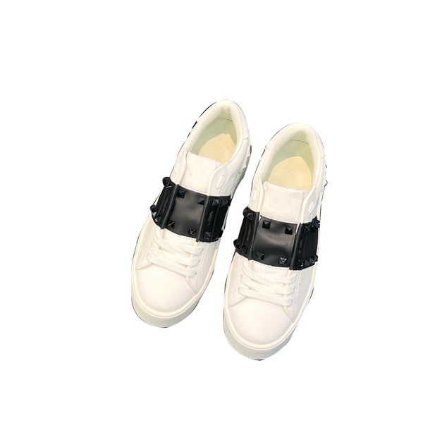 2023 new men's and women's designer casual shoes flat-bottomed joker platform leisure sports rivets small white shoes women., Black
2023 new men's and women's designer casual shoes flat-bottomed joker platform leisure sports rivets small white shoes women., Black