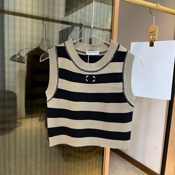 summer women vest tank womens embroidery shoulder black tank casual sleeveless backles shirts solid color embroidery print luxury designer, White
summer women vest tank womens embroidery shoulder black tank casual sleeveless backles shirts solid color embroidery print luxury designer, White