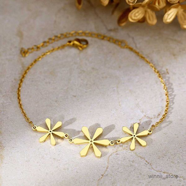 charm bracelets stainless steel bracelets exquisite chain elegant fashion charms bracelet for women jewelry party girl gift r230701, Golden;silver
charm bracelets stainless steel bracelets exquisite chain elegant fashion charms bracelet for women jewelry party girl gift r230701, Golden;silver