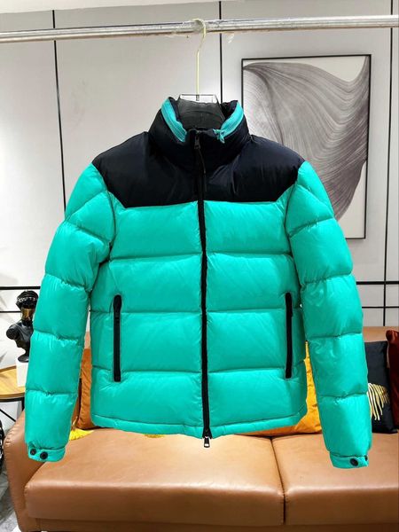 autumn and winter men's fashion sewing collar short down jacket, fabric texture is better, the hat can be hidden, fashionable warm ever, Black
autumn and winter men's fashion sewing collar short down jacket, fabric texture is better, the hat can be hidden, fashionable warm ever, Black