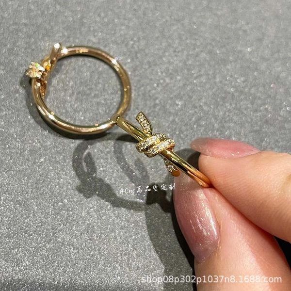 famous brand v gold tiffay knot ring women's valley ailing same style 18k rose diamond high tech craft, Silver
famous brand v gold tiffay knot ring women's valley ailing same style 18k rose diamond high tech craft, Silver