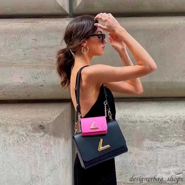 designer bag shoulder bags designer women bag belt bag luxury bag crossbody designer bags oversized letters gold metal magnetic buckle doubl
designer bag shoulder bags designer women bag belt bag luxury bag crossbody designer bags oversized letters gold metal magnetic buckle doubl