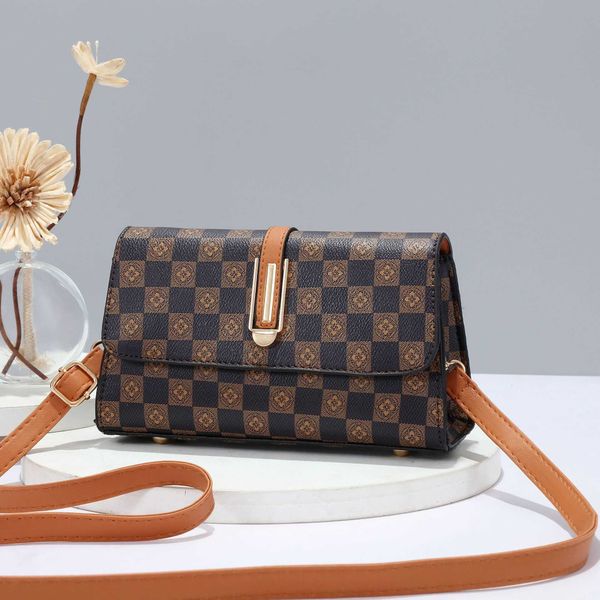 women's spring trendy checker print small square bag fashion simple and versatile one shoulder diagonal straddle bag
women's spring trendy checker print small square bag fashion simple and versatile one shoulder diagonal straddle bag