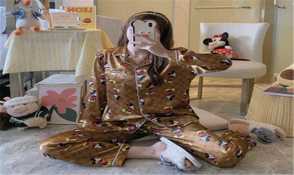 couples lovers pajamas sets women shortsleeved summer pyjama loose men faux silk style couple pijama set flower printed sleepwear5163022, White
couples lovers pajamas sets women shortsleeved summer pyjama loose men faux silk style couple pijama set flower printed sleepwear5163022, White