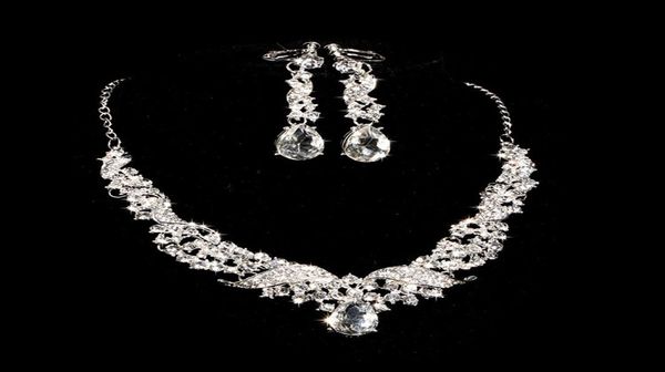 romantic alloy diamond bridal necklace earrings jewelry two pieces of bridal ornaments 2018 bridal rhinestone accessories necklace4114288, Silver
romantic alloy diamond bridal necklace earrings jewelry two pieces of bridal ornaments 2018 bridal rhinestone accessories necklace4114288, Silver