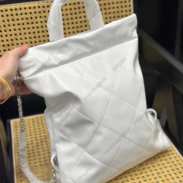 xiaoxiang 22bag backpack bin bag small diamond gold coin chain mother bag one shoulder portable shopping bag
xiaoxiang 22bag backpack bin bag small diamond gold coin chain mother bag one shoulder portable shopping bag